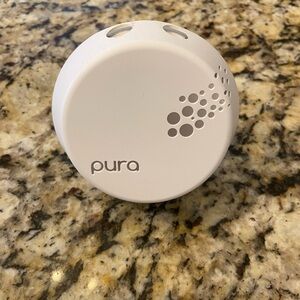 Pura Smart Fragrance Diffuser